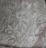 hellbrauner Paisley Stoff